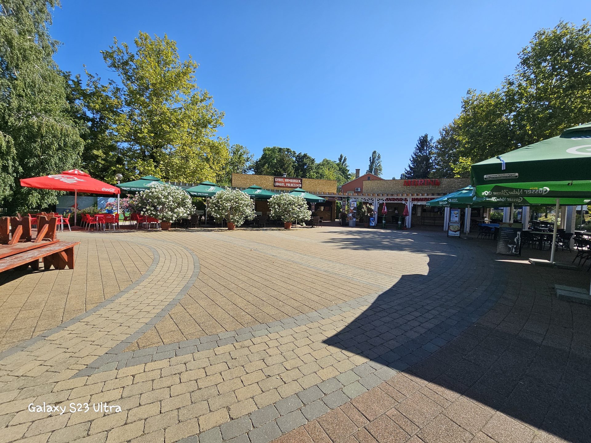 Food court in Balatonszárszó